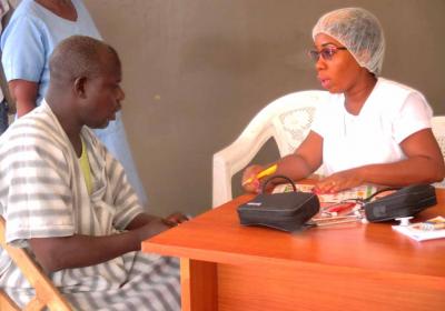 Etudiante Pateint Iec